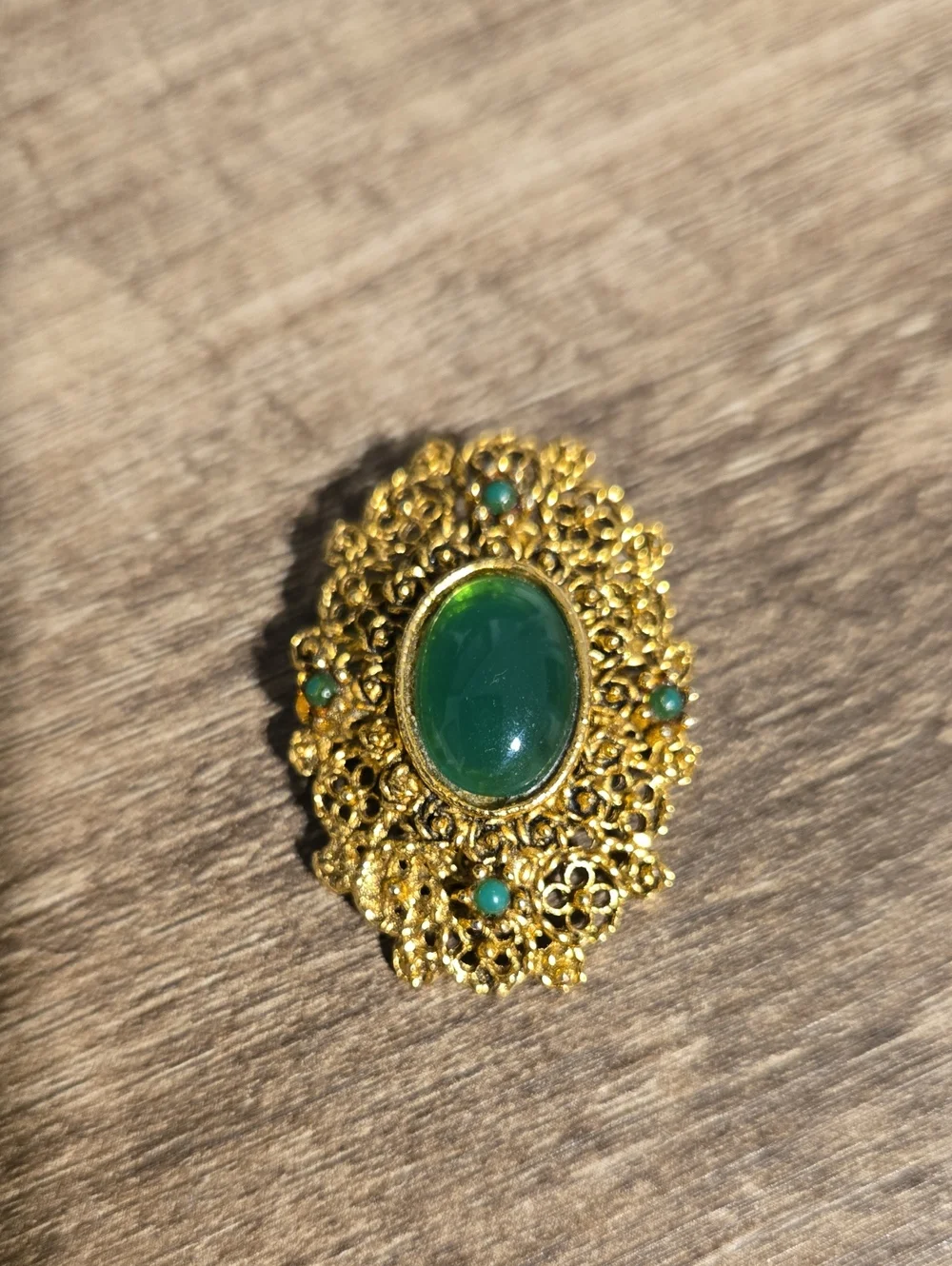 Vintage Gold Tone Filigree Brooch Pin 1.5